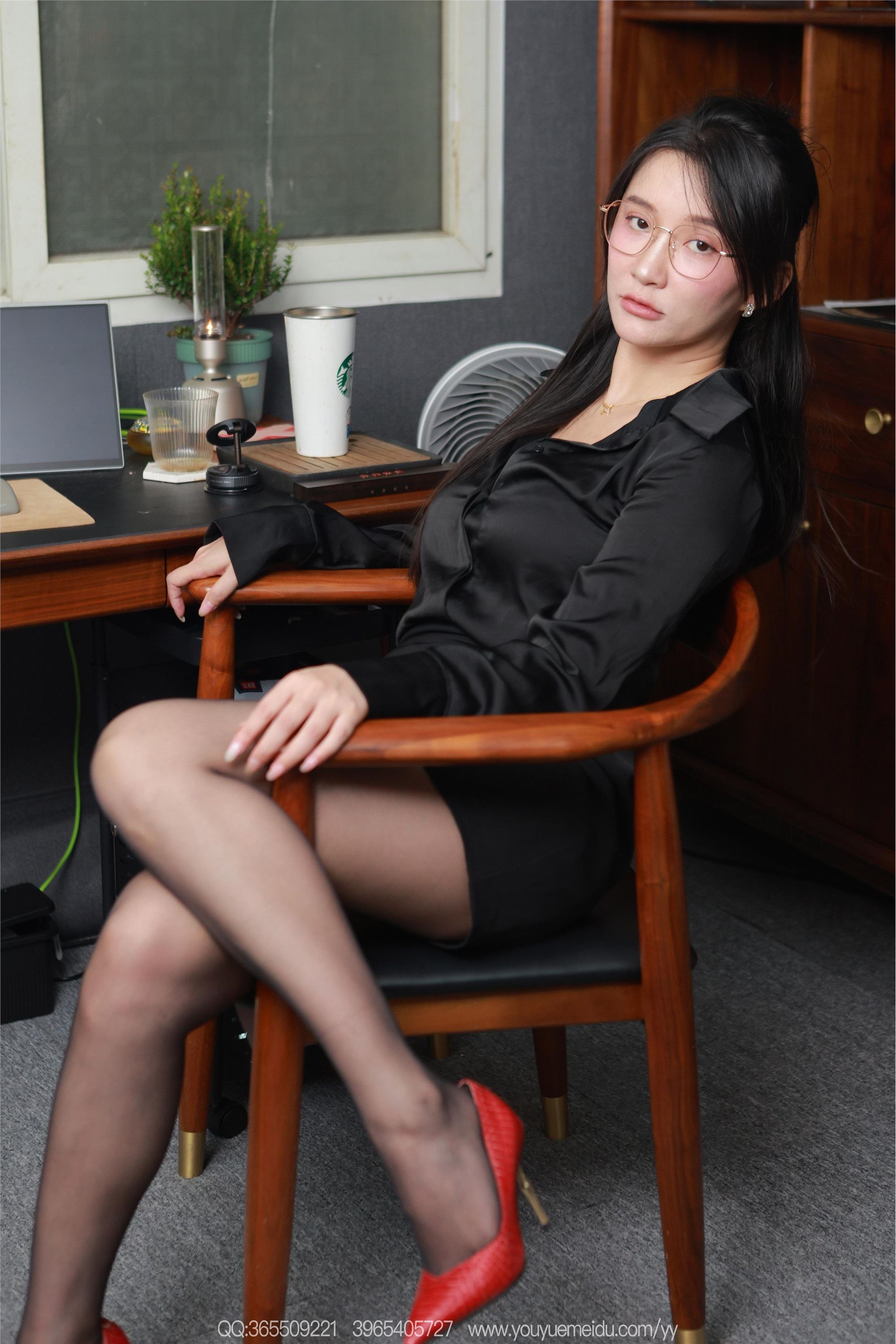 IESS异思趣向  2025.07.09 丝享家 2101 秋秋《黑衣尤物》